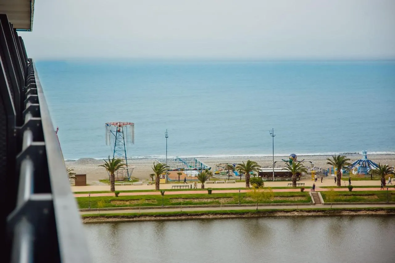 Premium Aparthotel With Sea View Batumi Apartment