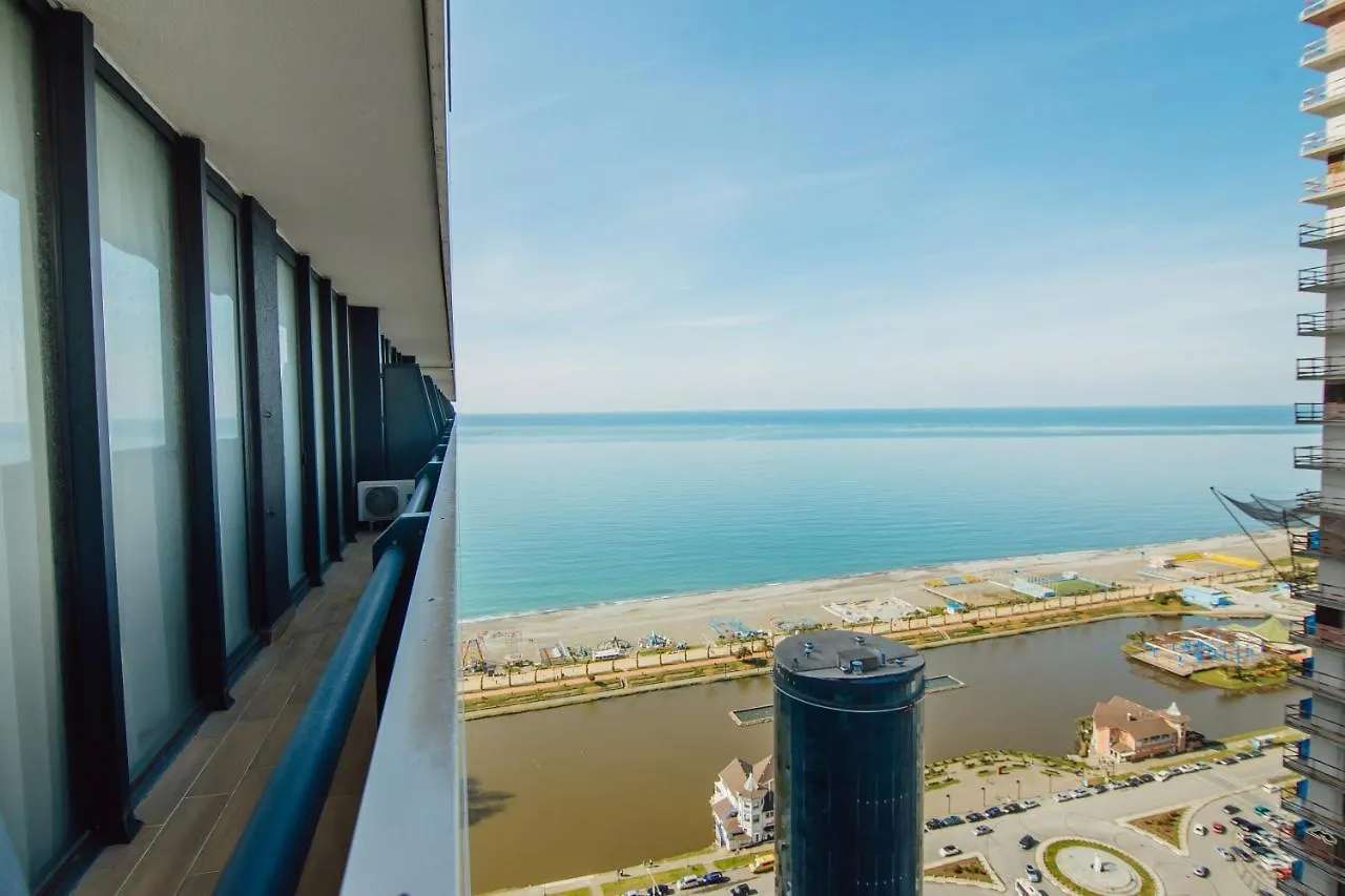 Premium Aparthotel With Sea View Batumi Apartment